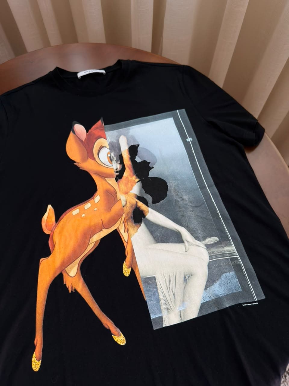 Camiseta Givenchy